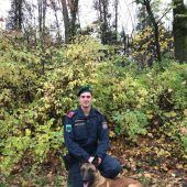 Diensthund Oskar rettete 71-Jährigen aus misslicher Lage