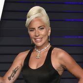 Lady Gaga „oben ohne“