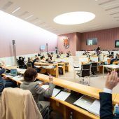 Folgen der Pandemie und Landesfinanzen im Fokus der Landtagssitzung. »A6