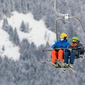 Das Wochenende lockte viele Vorarlberger auf die Piste – trotz Maskenpflicht. »A4