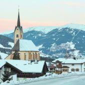 Österreichs erstes Winterwanderdorf