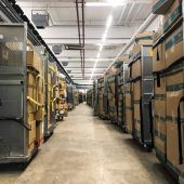 Paketflut hält Mitarbeiter der Post schwer in Atem