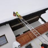 Altachs Feuerwehr rettet Pastoors Katze