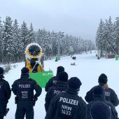 Winterberg sperrt Straßen ab