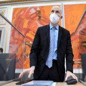 Arbeitsminister Martin Kocher: Neues Modell für die Kurzarbeit in Arbeit. »D1