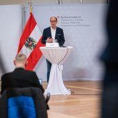 1-2-3 Klimaticket auf Schiene