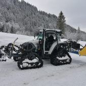 Neues Kommunalfahrzeug für die Loipen- und Pistenpräparierung