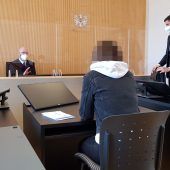 Saftige Ohrfeigen bei „Zickenkrieg“