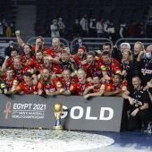 Erzrivalen entzaubert, Titel verteidigt