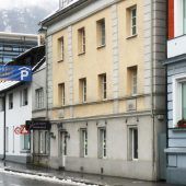 Wie der Elefantenstimmtisch zu seinem Namen kam