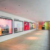 Vorarlberg Museum mit neuer Vitrinenschau