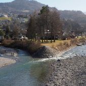 Ideen plätschern in Zwischenwasser