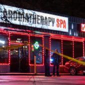 Schüsse in Massagesalons