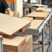 Blum setzt auf nachhaltiges Holz