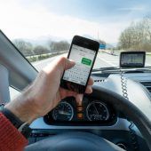 Mehr Handysünder trotz weniger Verkehr