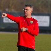 Auszeichnung für Trainer Damir Canadi
