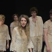 Was bleibt ist Theater, und zwar das Aktionstheater