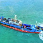 Schiff mit 130 Tonnen Öl vor Mauritius auf Grund gelaufen