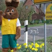 Osterhase wird mit Briefen überflutet