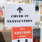 Vor dem Familienbesuch noch in die Teststation