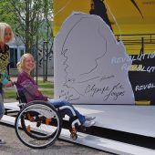 „Helping Hands“ sucht Interessierte