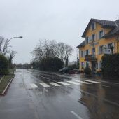 Radfahrer stach in Hard auf Fußgängerin ein