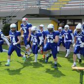 Blue Devils starteten mit Sieg gegen Tirol