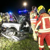 Autofahrer stirbt bei Aufprall gegen Baum in Nüziders