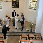 In der Kapelle wird wieder getauft