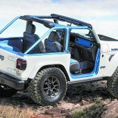 Autonews der Woche Jeep zeigt Studie eines Elektro-Geländewagens / Ford Mondeo als Auslaufmodell / Erstes Update für den Porsche Taycan