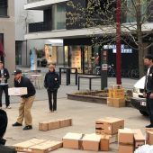 Café Fuerte lieferte erheiternde Päckchen am Garnmarkt aus