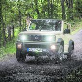 Autonews der Woche Suzuki Jimny fährt jetzt als Nutzfahrzeug vor / Renault setzt den Megané unter Strom / Mercedes gibt Ausblick auf T-Klasse und elektrischen EQT