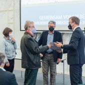 Ehre, wem Ehre gebührt: Naflahus ausgezeichnet