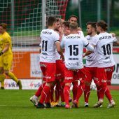 Rothosen setzen auf starken Endspurt