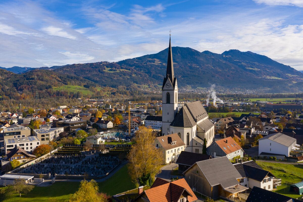 Die Marktgemeinde Frastanz reagiert auf die Nachfrage nach Urnengräbern. VN/STIPLOVSEK