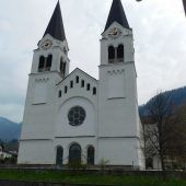 In neuromanischem Stil ehrt Götzis den heiligen Ulrich