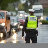 Zehn Verletzte im Pfingstverkehr