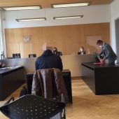Facharzt mit dem Rat zur Corona-Selbstinfektion