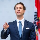 Blümel fordert Ende des Exekutionsverfahrens