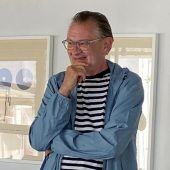 Rudi Klein, Künstler und Cartoonist, in Bregenzer Galerie. »D6