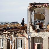 Tornado zieht Spur der Verwüstung
