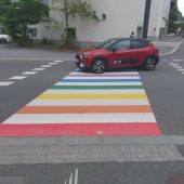 Bunt und sicher