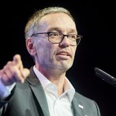 Mord an 13-Jähriger wird zum Politikum