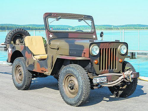 1941 reichten dem Willys Jeep noch 60 PS, drei Gänge und manuell zuschaltbares 4x4 um erfolgreich zu sein . . .