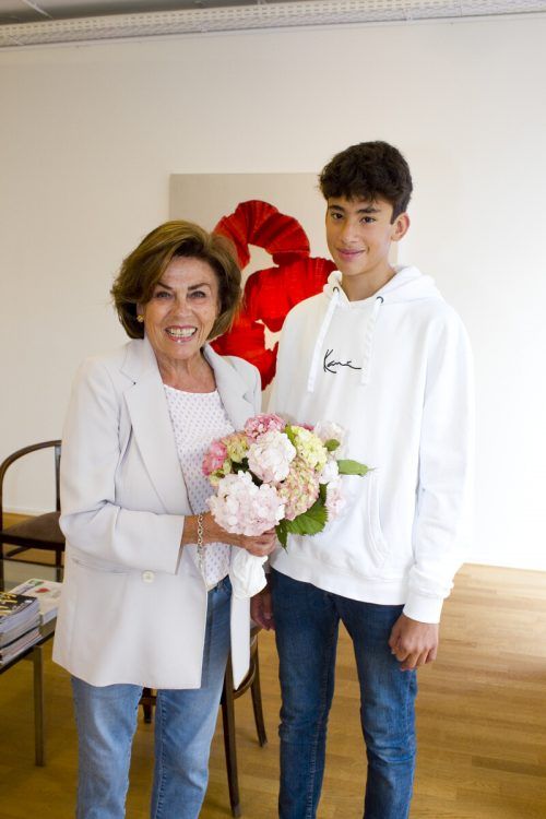 Blumen zur Vernissage von Wilma Flatz und Clarence Arthur.