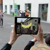Mit Kunstwerken im öffentlichen Raum digital verschmelzen