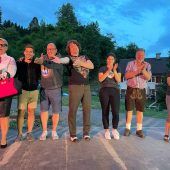Humor und Schmankerln auf dem Burghof