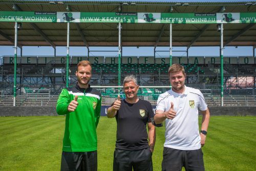 Daumen hoch: Bei der Austria, im Bild Matthias Maak, Cheftrainer Markus Mader und Sportchef Alexander Schneider, herrscht großer Optimismus. VN-Steurer