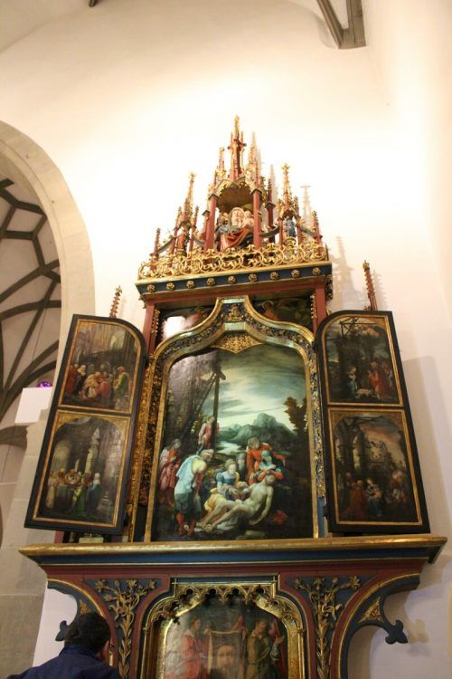 Der Annenaltar in der Domkirche wird im Jahr seines 500-jährigen Bestehens zum Gegenstand eines Literaturprojekts. heilmann