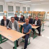 Bürgermeister drückten Schulbank